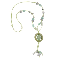 Kette Kunststoffperlen Ring oliv-grn Perlen mint-grn Kordel lindgrn 90cm